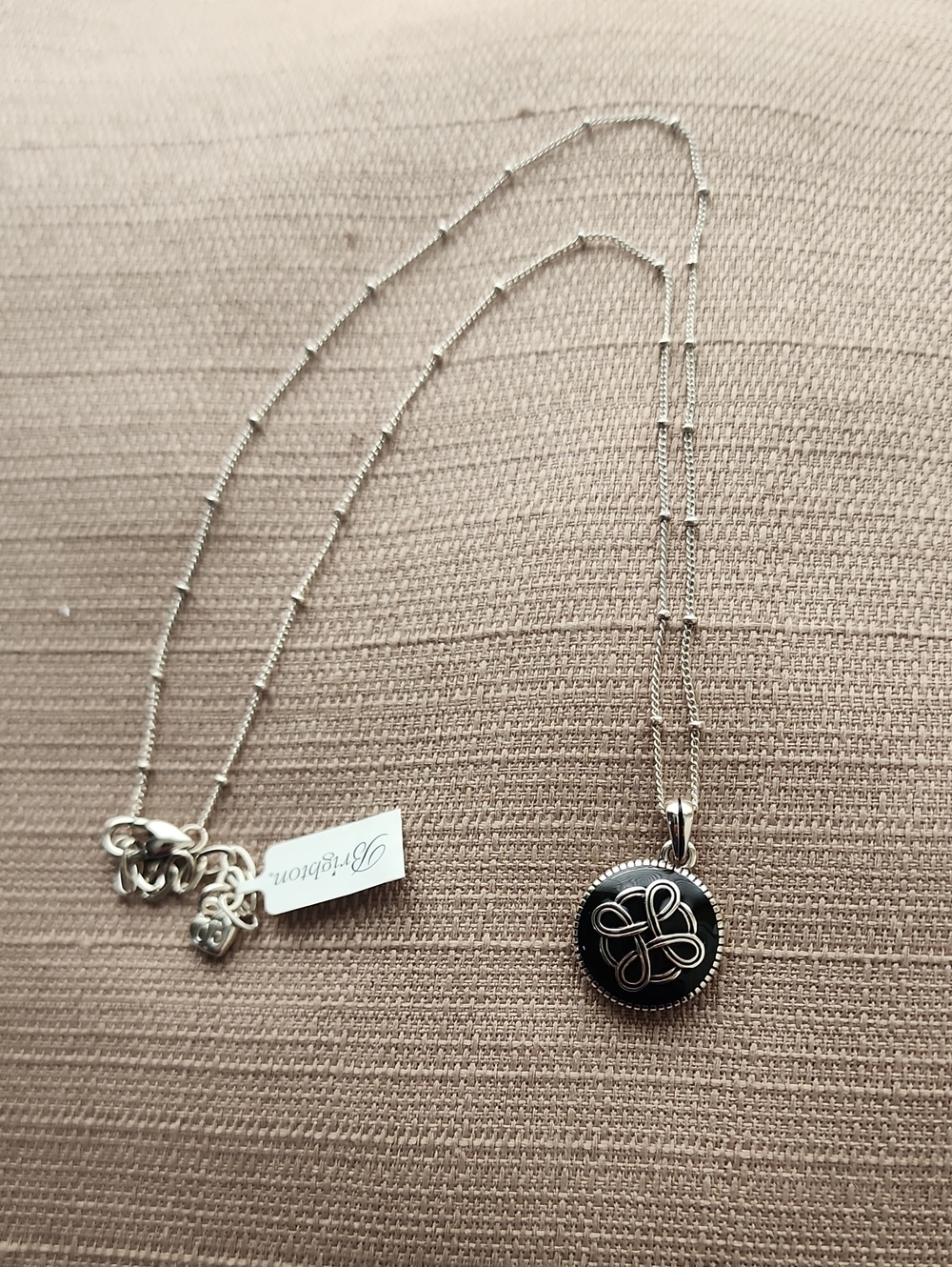 New Brighton Interlok Noir Reversible Necklace, NWT